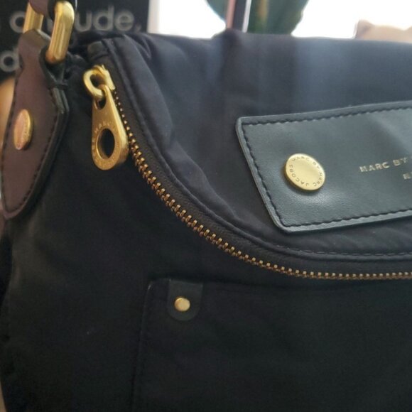Marc Jacobs Preppy Nylon Natasha Crossbody Bag with Gold Accents - Picture 7 of 10